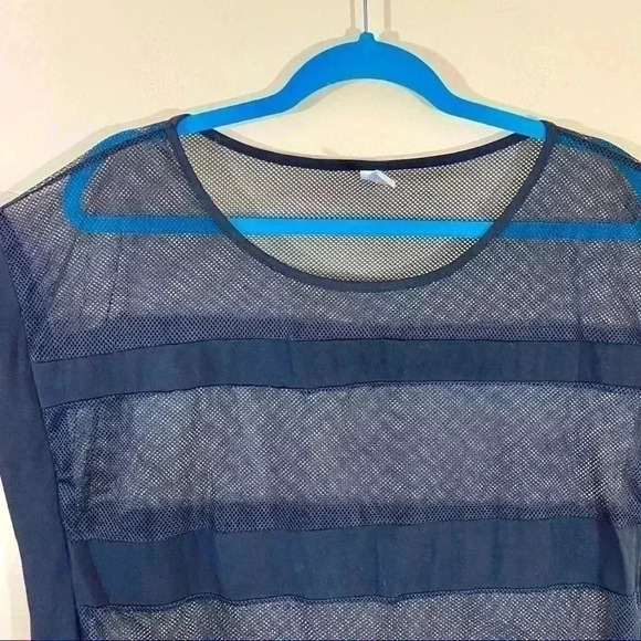 La Moda Black Sheer Mesh Striped Sleeveless Blouse - Picture 2 of 12